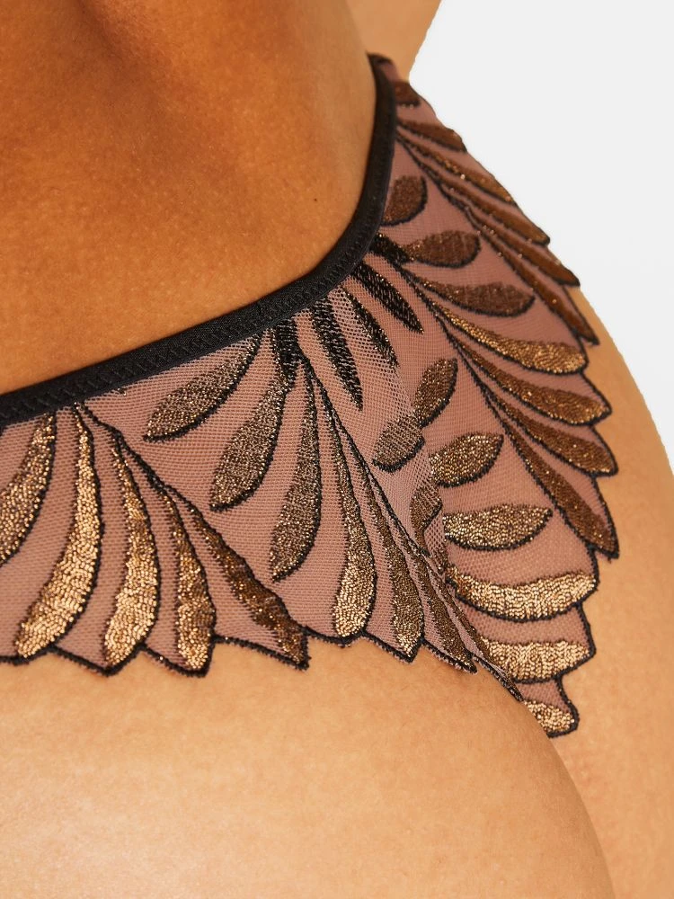 String SENSORY ILLUSION Von Aubade X Iris Van Herpen – Bild 4